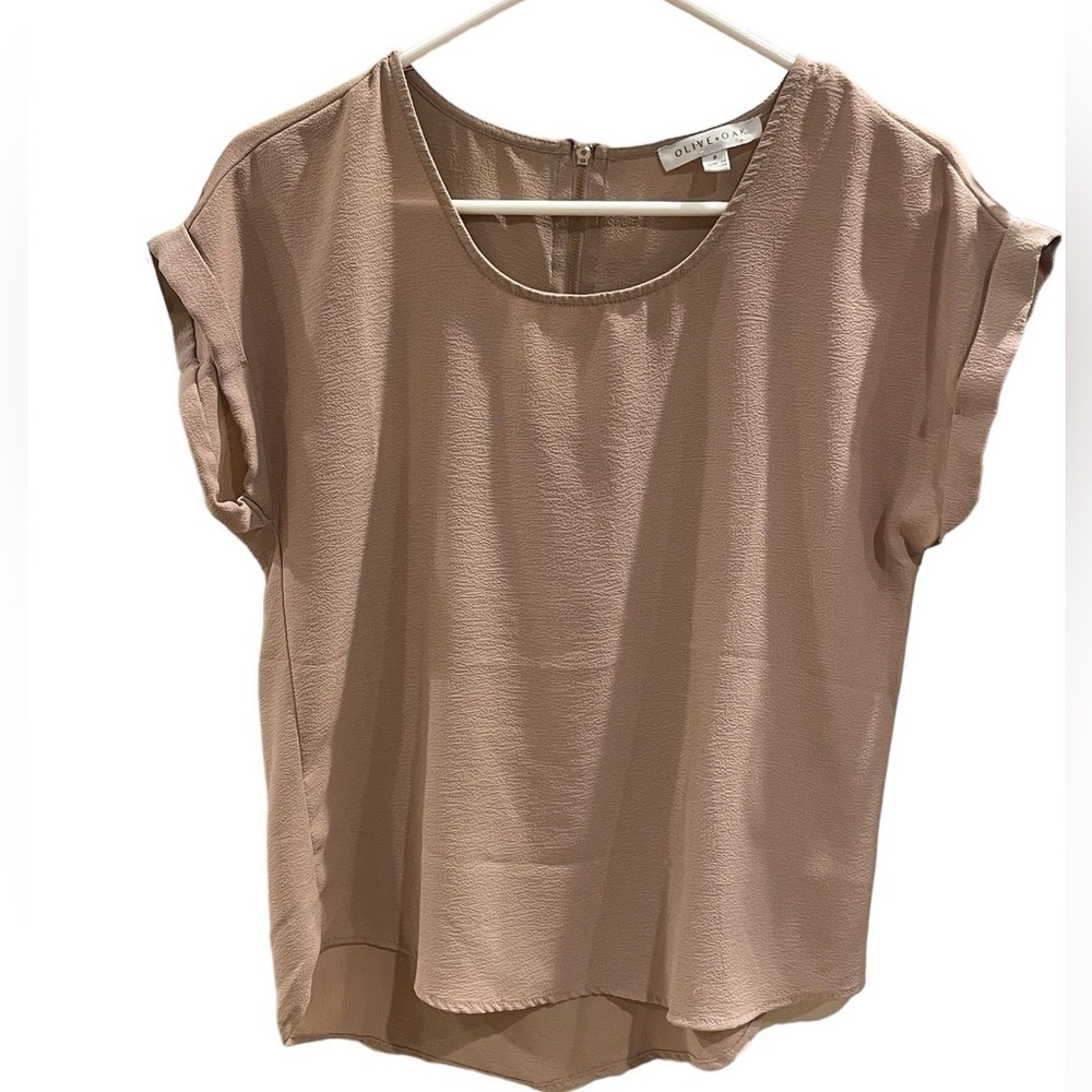 Olive and Oak Short Sleeve Lightweight Blouse